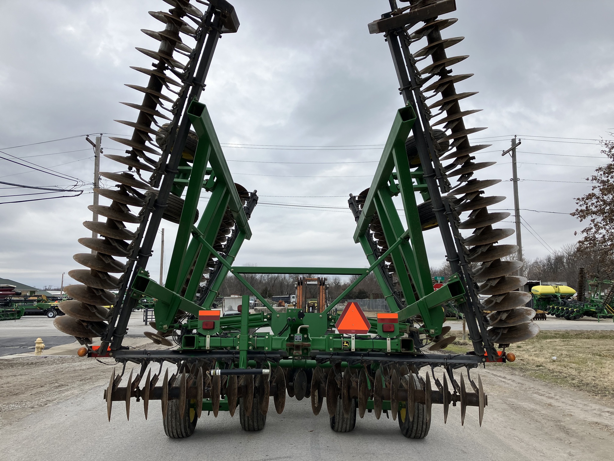  2007 John Deere 637 at Heritage Tractor in Lamar, MO