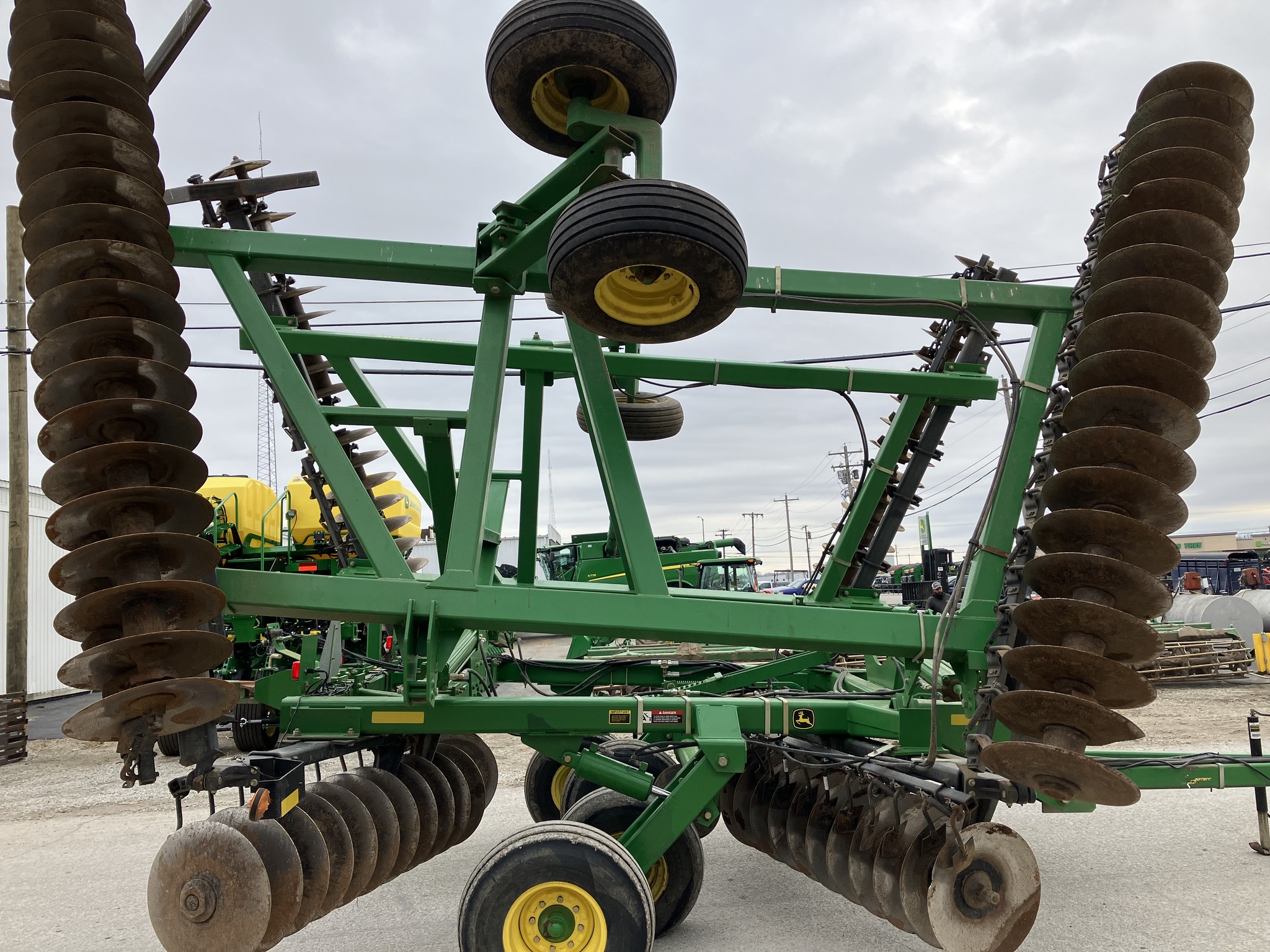  2007 John Deere 637 at Heritage Tractor in Lamar, MO