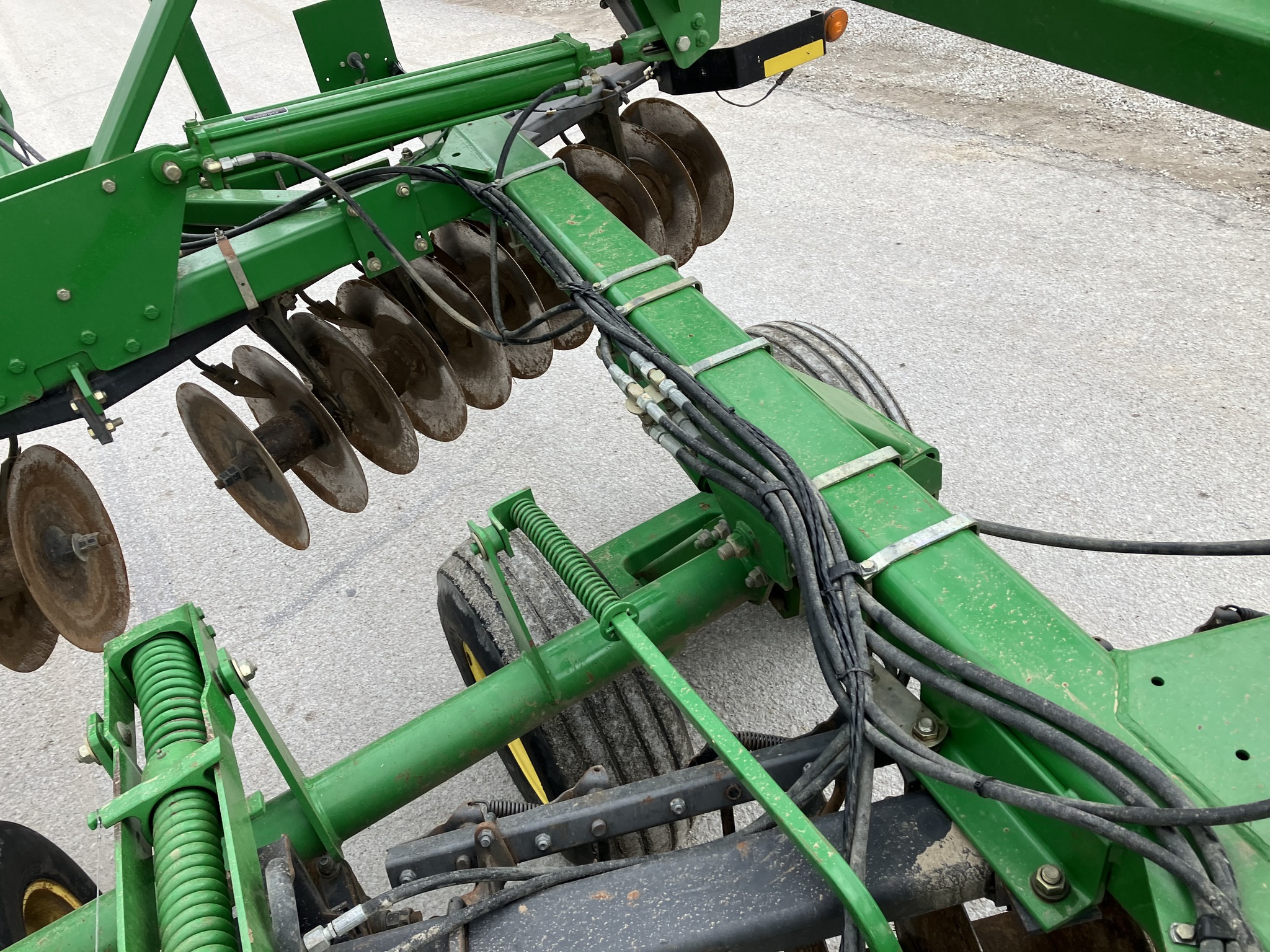  2007 John Deere 637 at Heritage Tractor in Lamar, MO
