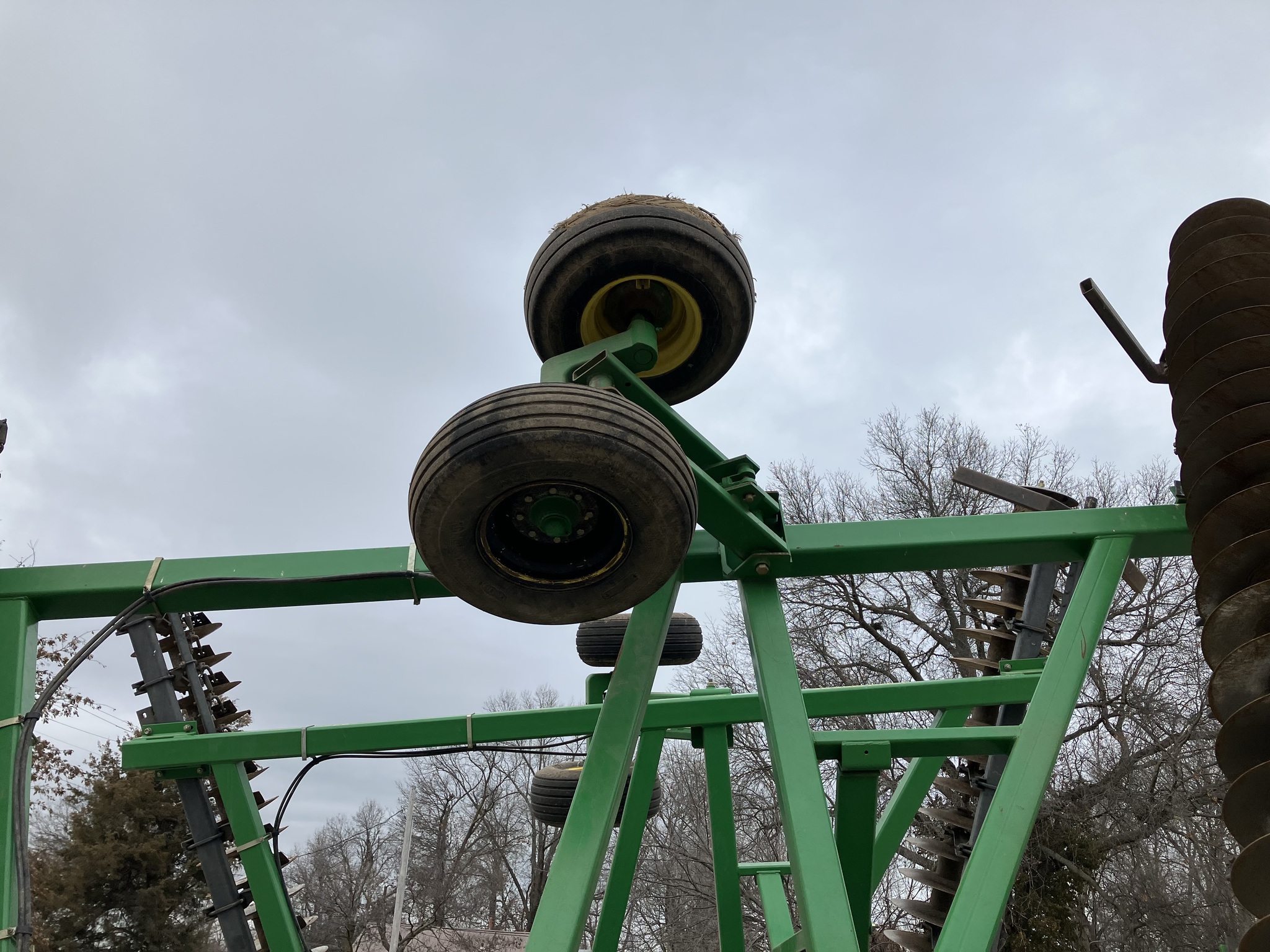  2007 John Deere 637 at Heritage Tractor in Lamar, MO
