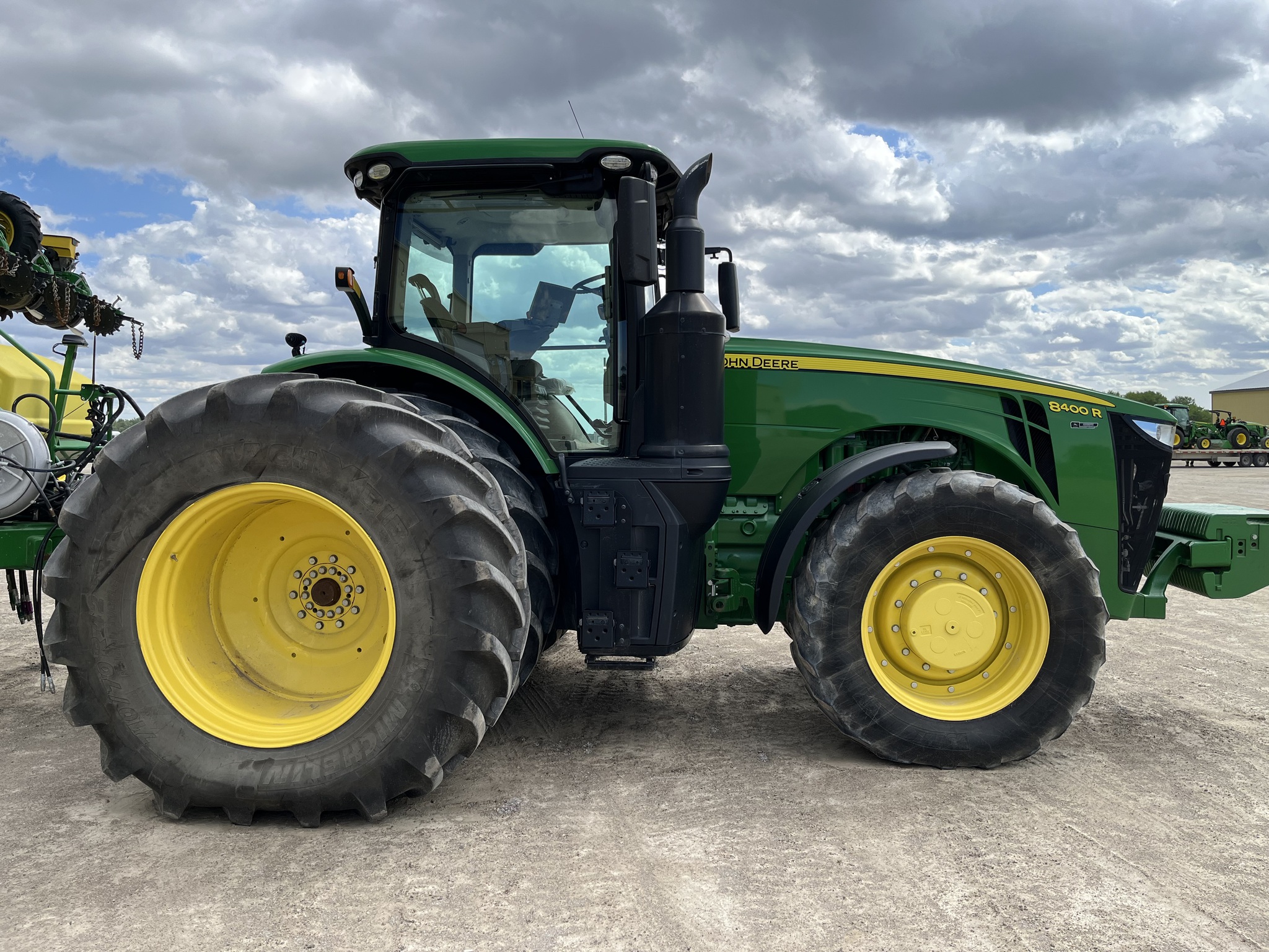 2018 John Deere 8400R Row Crop Tractors