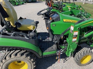 2020 John Deere 1025R Image 3