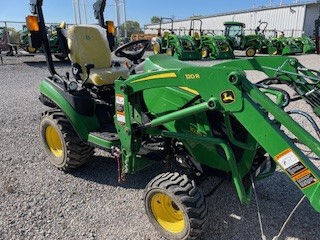 2020 John Deere 1025R Image 4