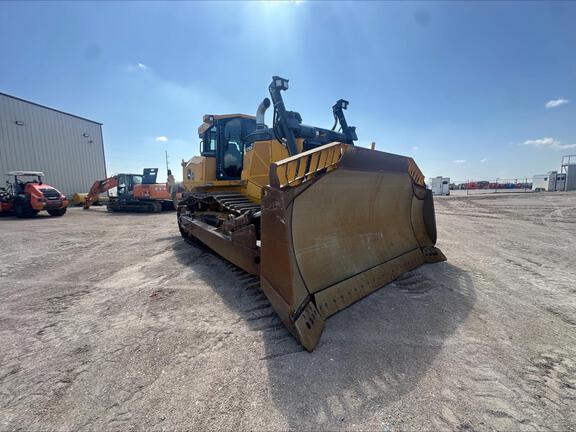 Product image 2 | 4re Equipment | ID: product-earthmoving-john-deere-1050k-dozers-149747