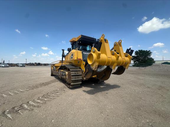 Product image 4 | 4re Equipment | ID: product-earthmoving-john-deere-1050k-dozers-149747