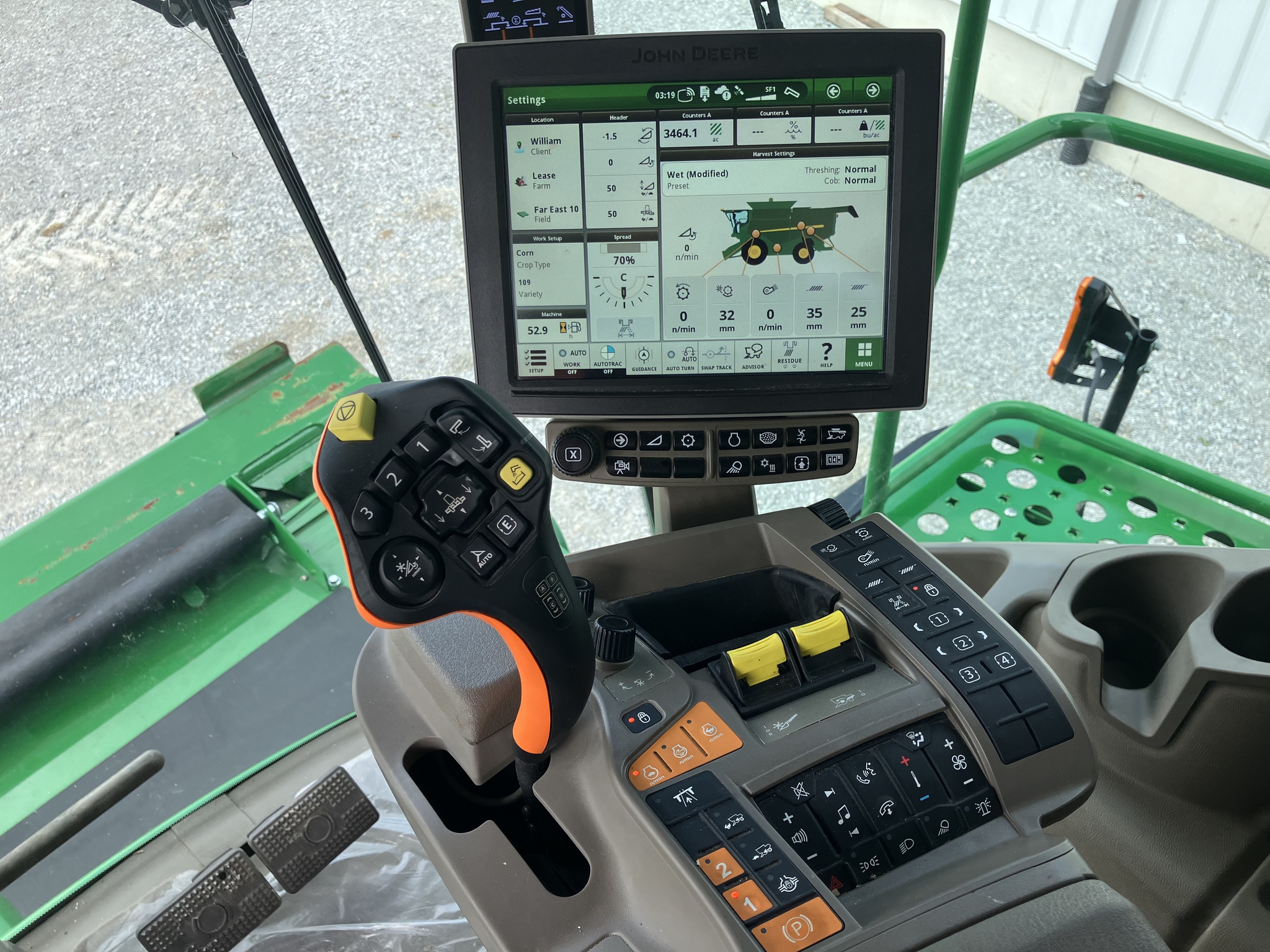 2023 John Deere X9 1100 Image 8