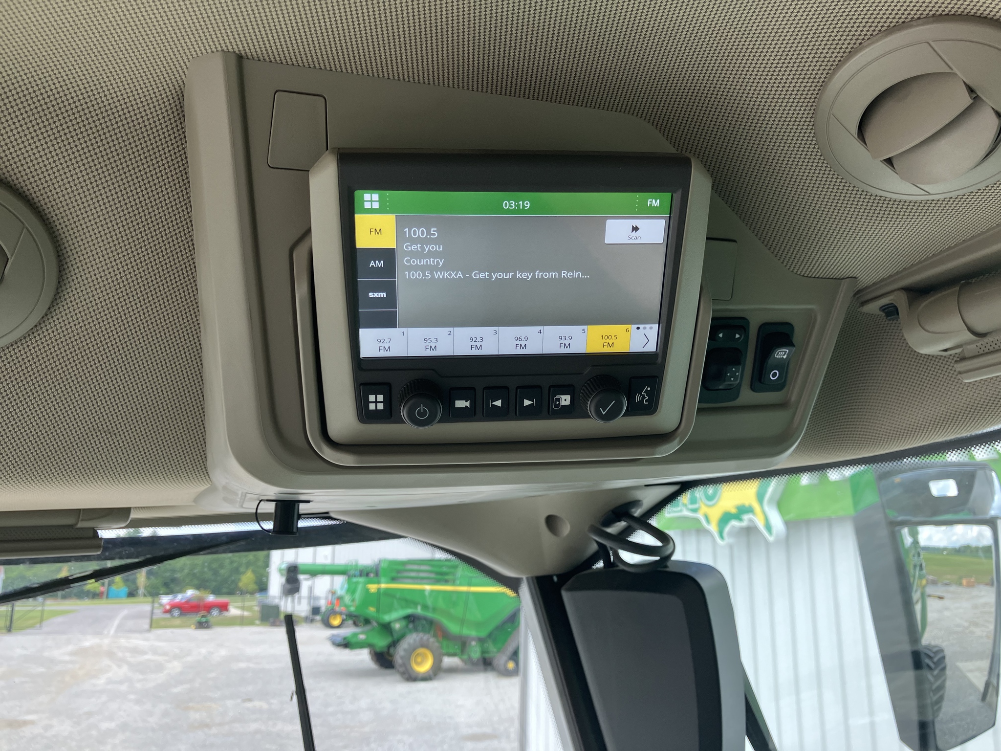 2023 John Deere X9 1100 Image 9