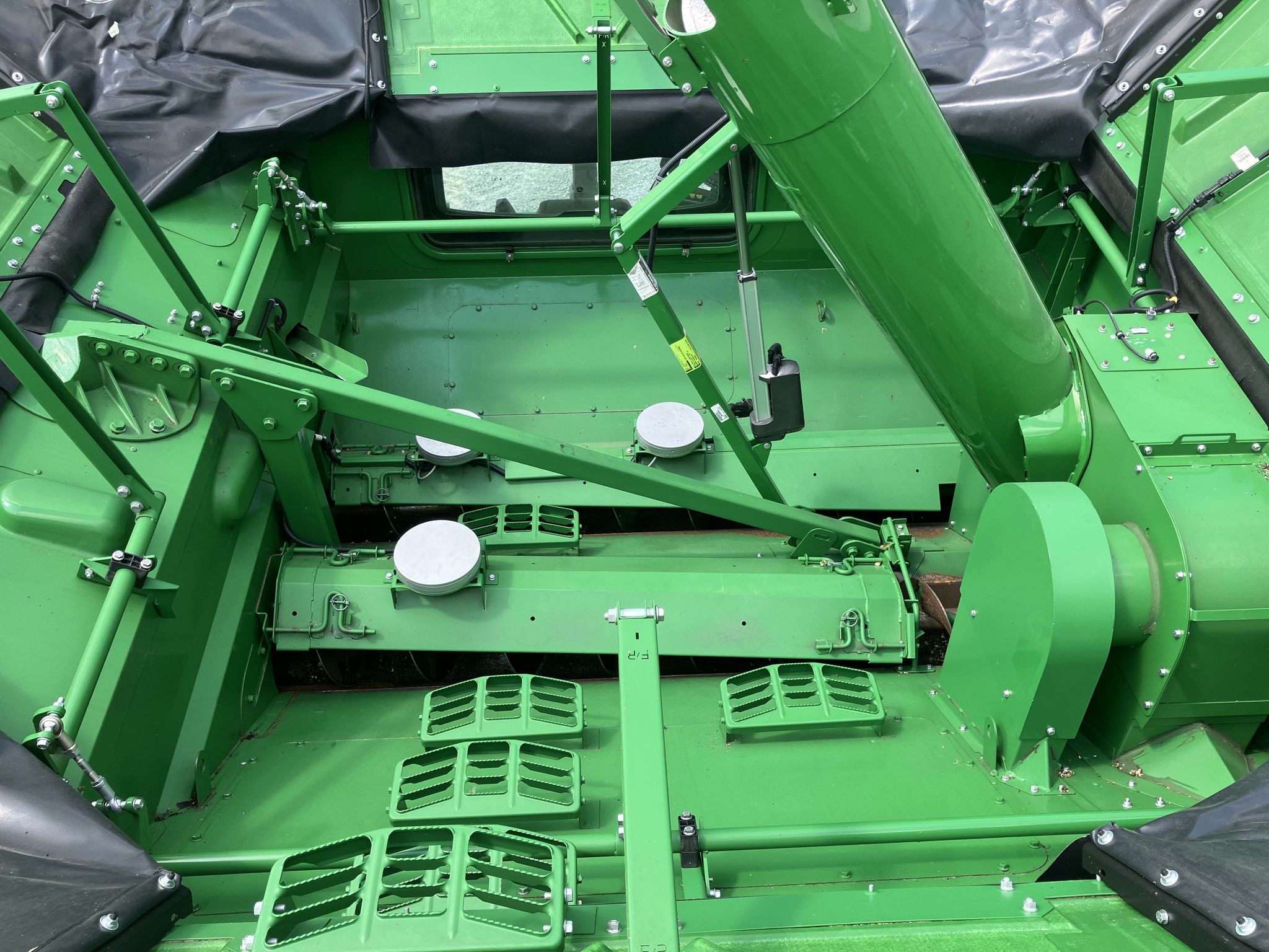 2023 John Deere X9 1100 Image 17