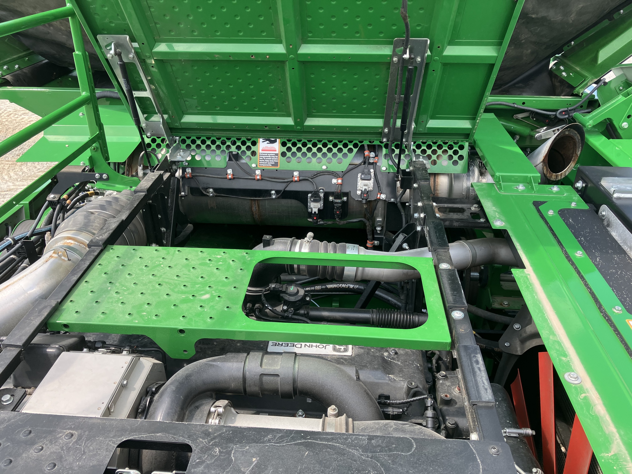 2023 John Deere X9 1100 Image 15
