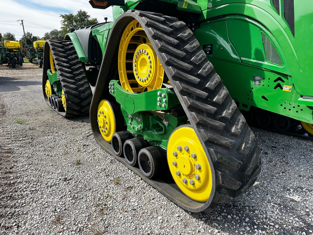  2023 John Deere 9RX 540 at Heritage Tractor in Pontiac, IL