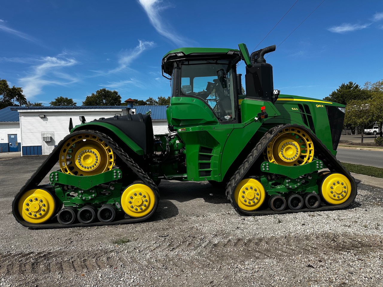  2023 John Deere 9RX 540 at Heritage Tractor in Pontiac, IL