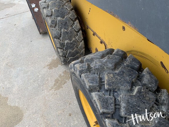 Photo of 2022 John Deere 324G