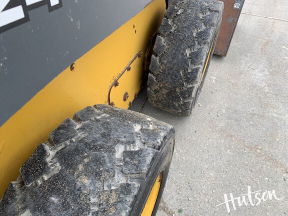 Photo of 2022 John Deere 324G