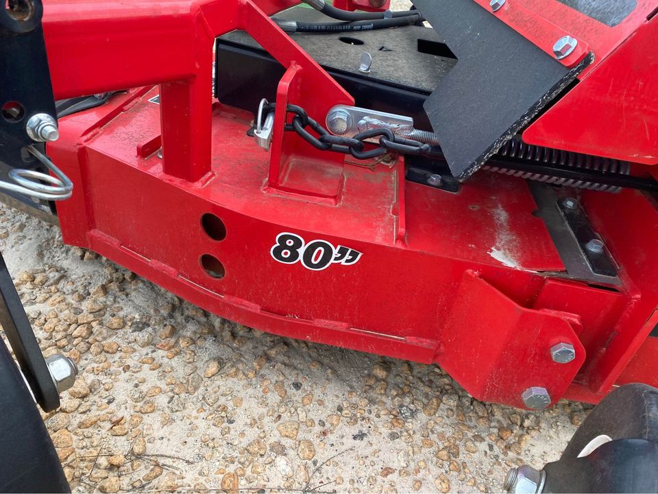 2022 Steiner FD800 Image 6