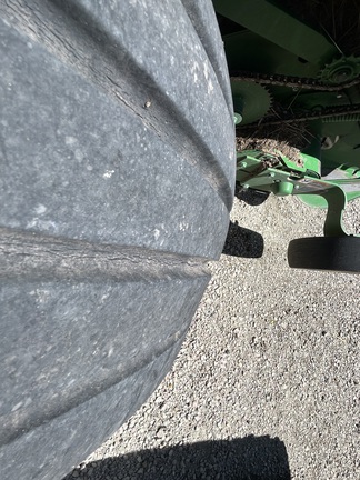 2021 John Deere 560M (10th thumbnail)