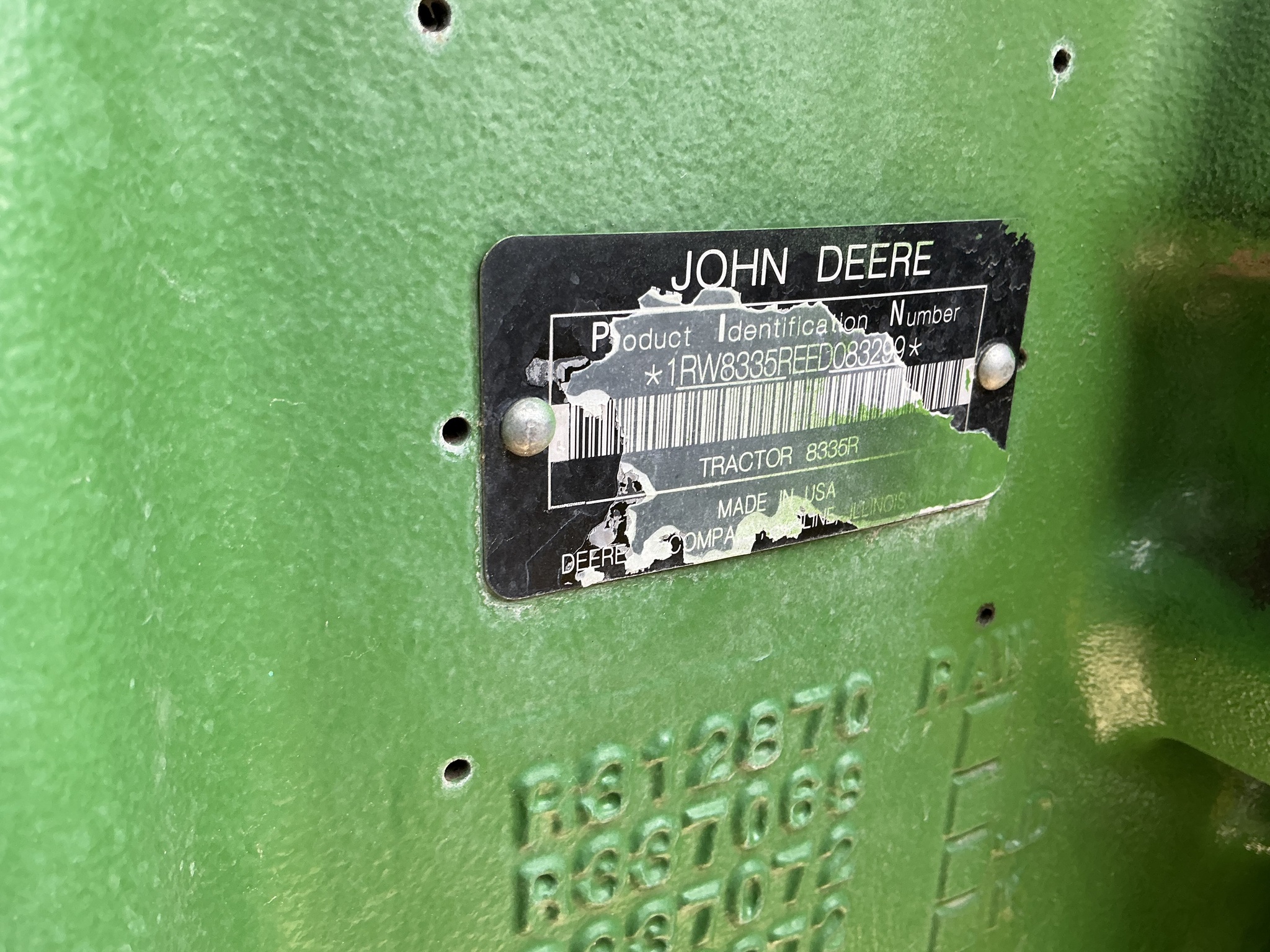 2014 John Deere 8335R Image 9