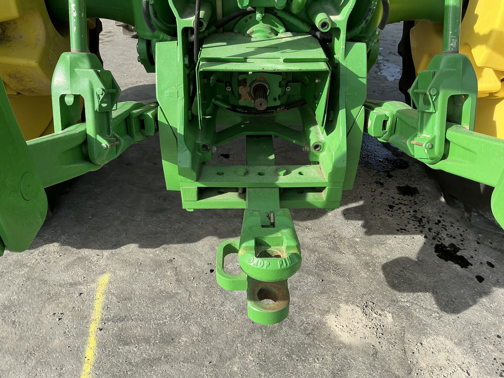 2014 John Deere 8335R Image 17