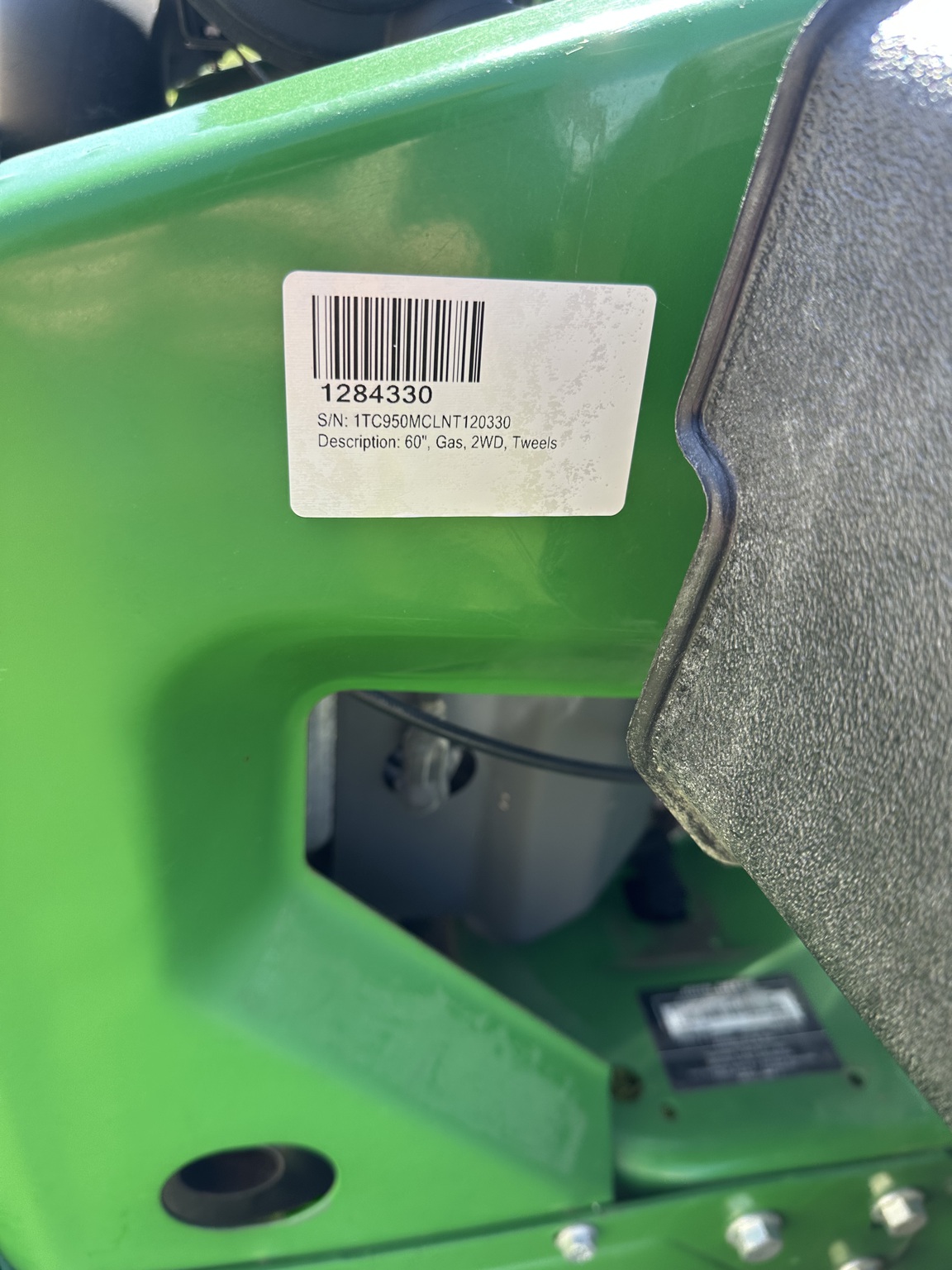 2022 John Deere Z950M Image 11