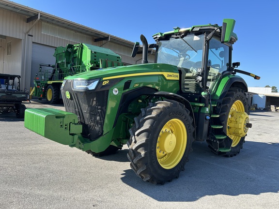 2023 John Deere 8R 230 Photo 1