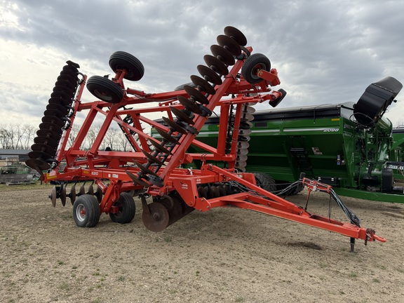  Kuhn Krause 8210