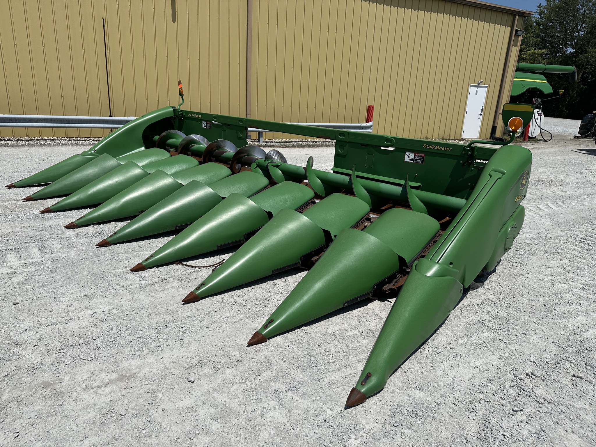2012 John Deere 608C Image 2