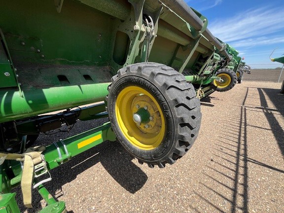 Used 2021 John Deere HD50R Combine Platforms at Horizon Ag & Turf in Vermilion, AB - Photo4