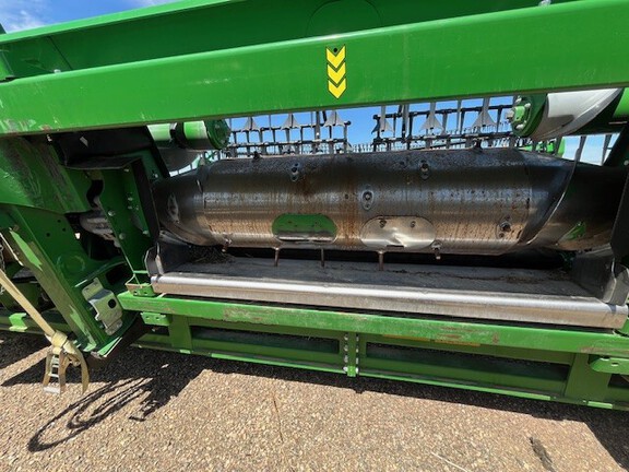 Used 2021 John Deere HD50R Combine Platforms at Horizon Ag & Turf in Vermilion, AB - Photo7