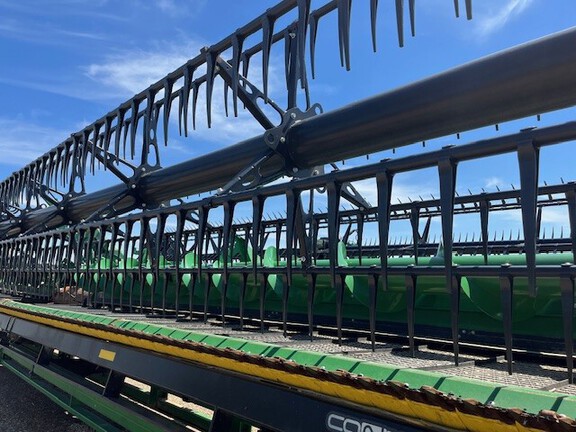 Used 2021 John Deere HD50R Combine Platforms at Horizon Ag & Turf in Vermilion, AB - Photo15