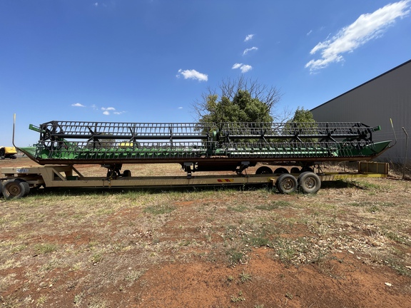 John Deere S680 image 36