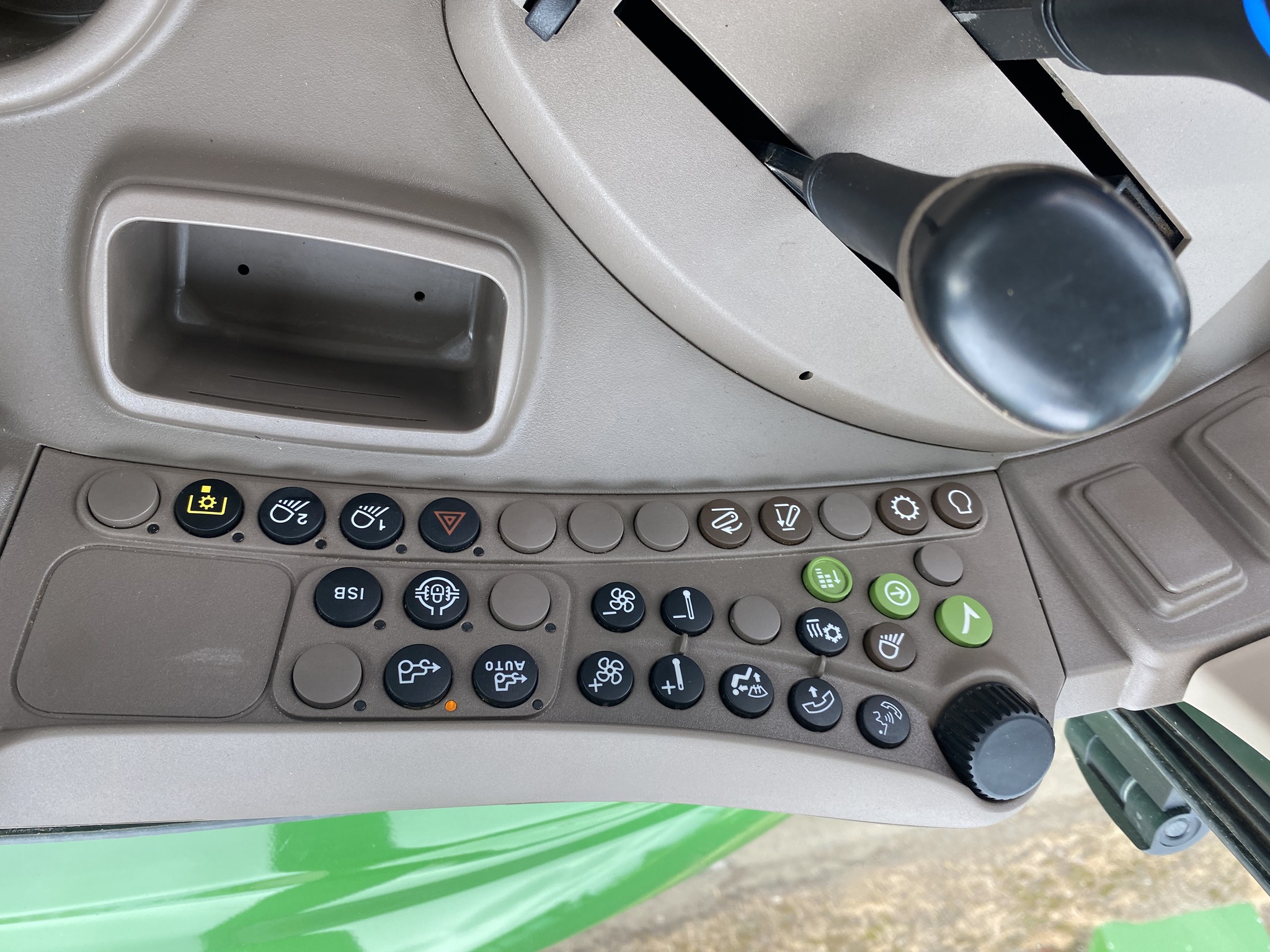 2024 John Deere 6110M Image 12