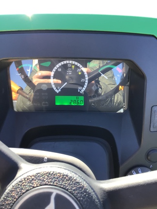 2023 John Deere 5075E Photo 6