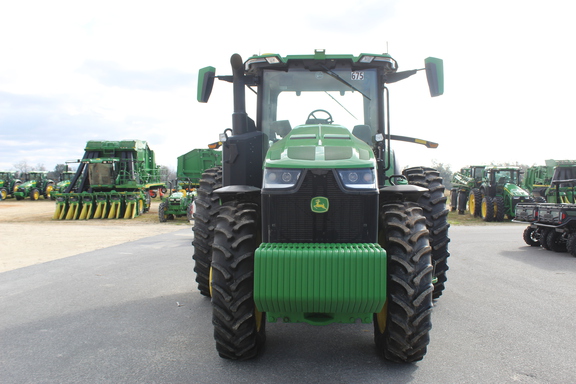 2023 John Deere 8R 280 Photo 2