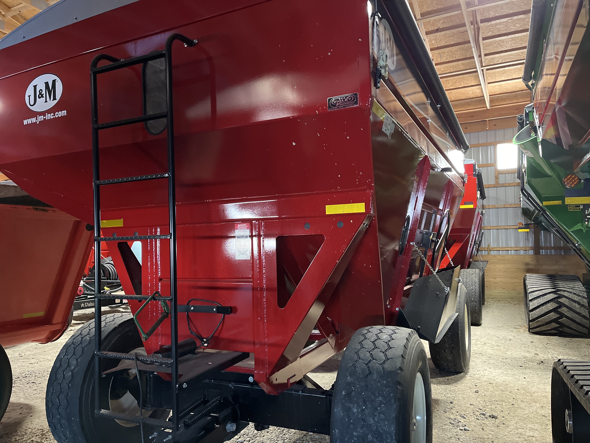 Used 2017 J&M 555 Gravity Wagons and Boxes at Koenig Equipment in Anna, OH - PhotoXL26