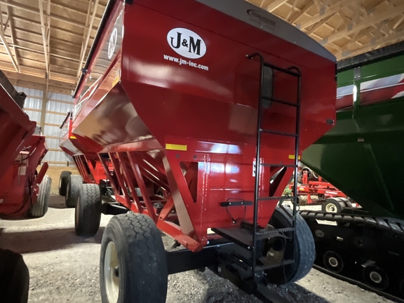 Used 2017 J&M 555 Gravity Wagons and Boxes at Koenig Equipment in Anna, OH - Photo27