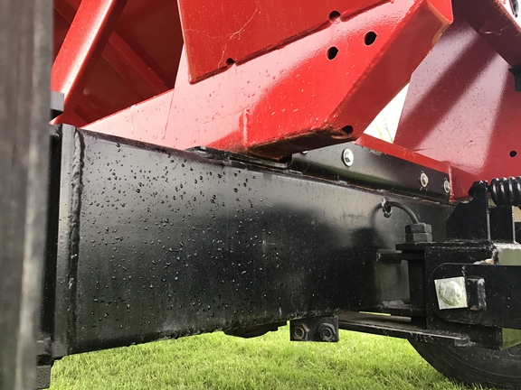 Used 2017 J&M 555 Gravity Wagons and Boxes at Koenig Equipment in Anna, OH - Photo12