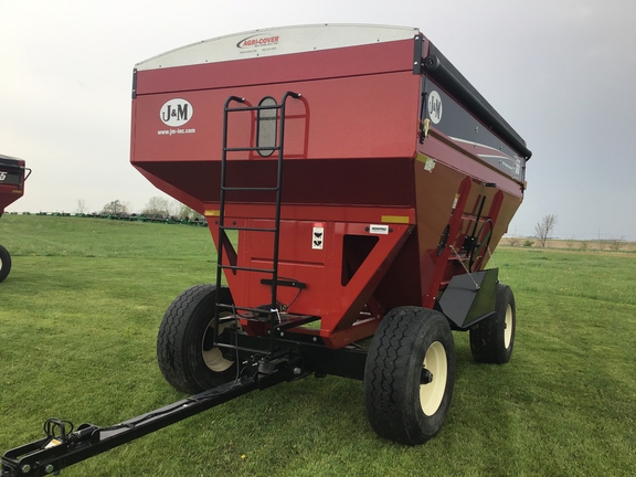 Used 2017 J&M 555 Gravity Wagons and Boxes at Koenig Equipment in Anna, OH - Photo6