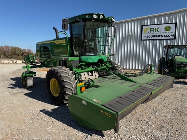 2022 John Deere W235M Image 1