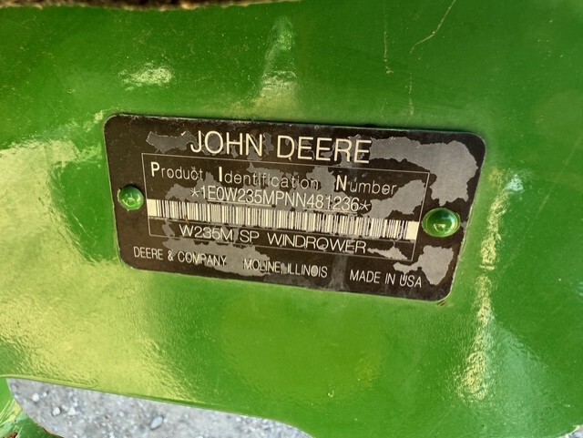 2022 John Deere W235M Image 24