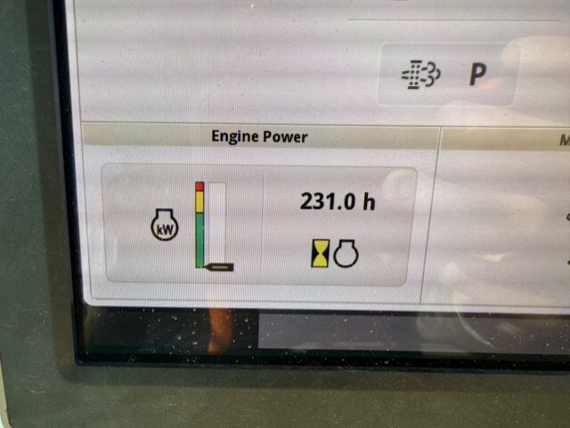 2022 John Deere W235M Image 22