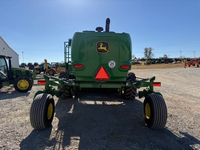 2022 John Deere W235M Image 6