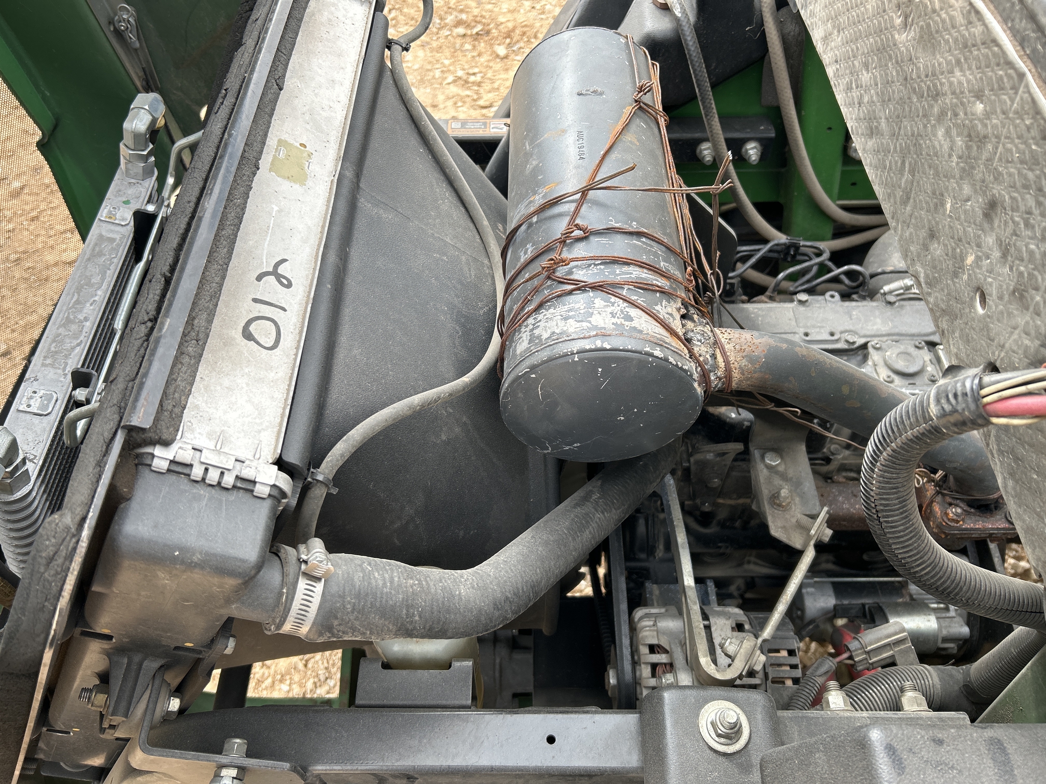2016 John Deere 1550 Image 16