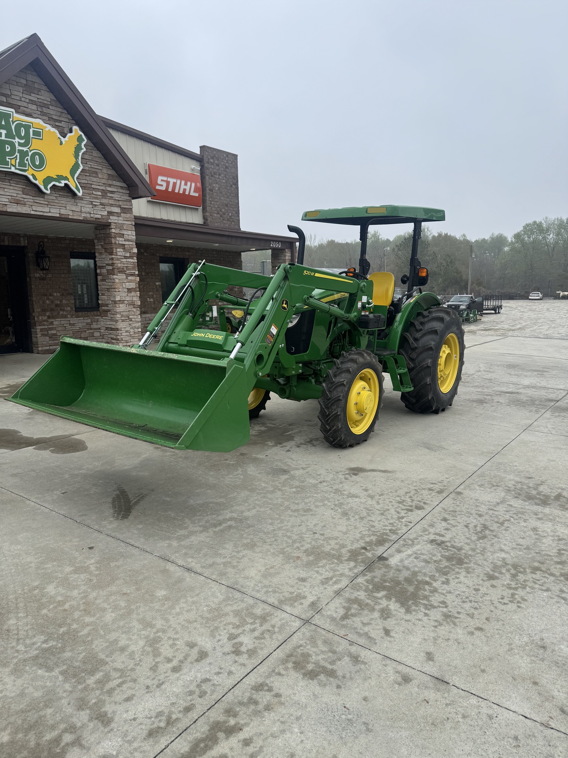 2022 John Deere 5055E Image 2