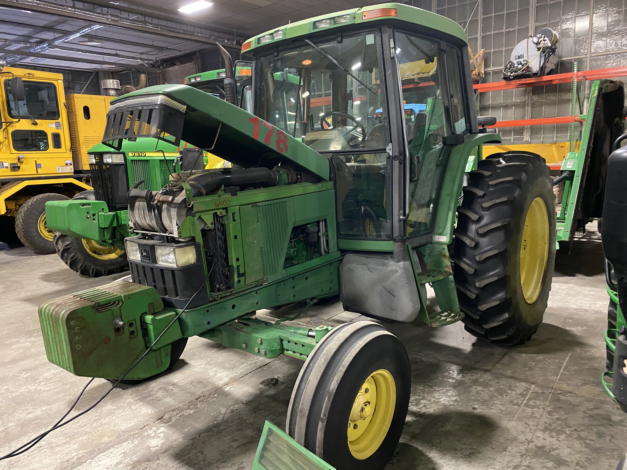 1997 John Deere 6400 Image 5