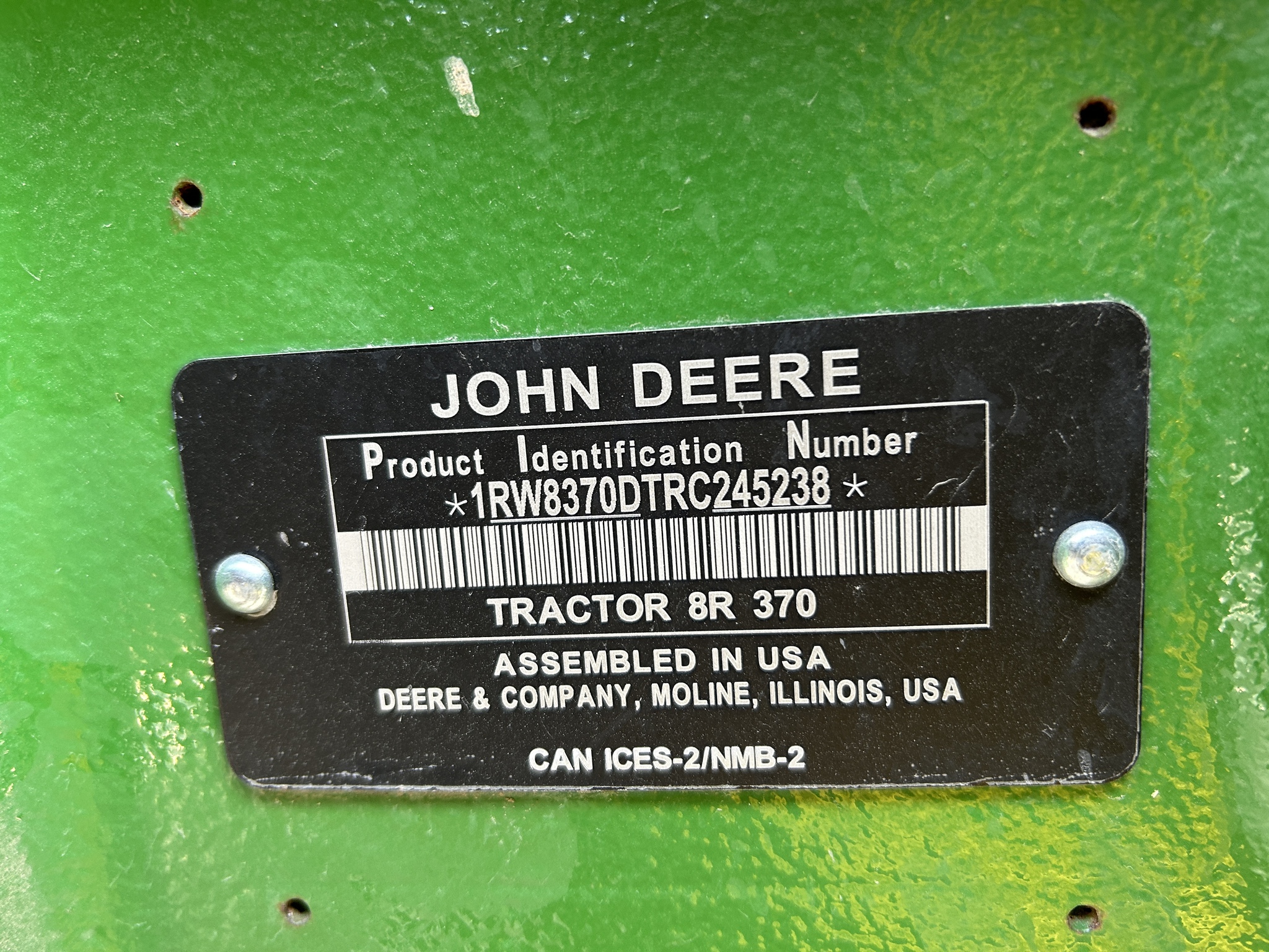  2024 John Deere 8R 370 at Heritage Tractor in Pittsburg, KS