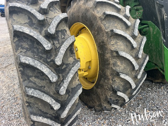 Photo of 2024 John Deere 8R 340