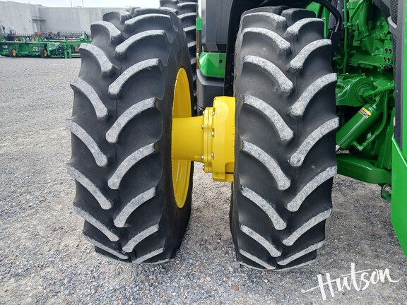 Photo of 2024 John Deere 8R 340
