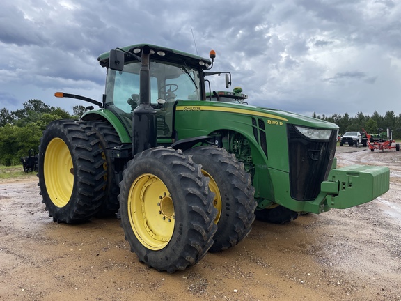 2013 John Deere 8310R Photo 11