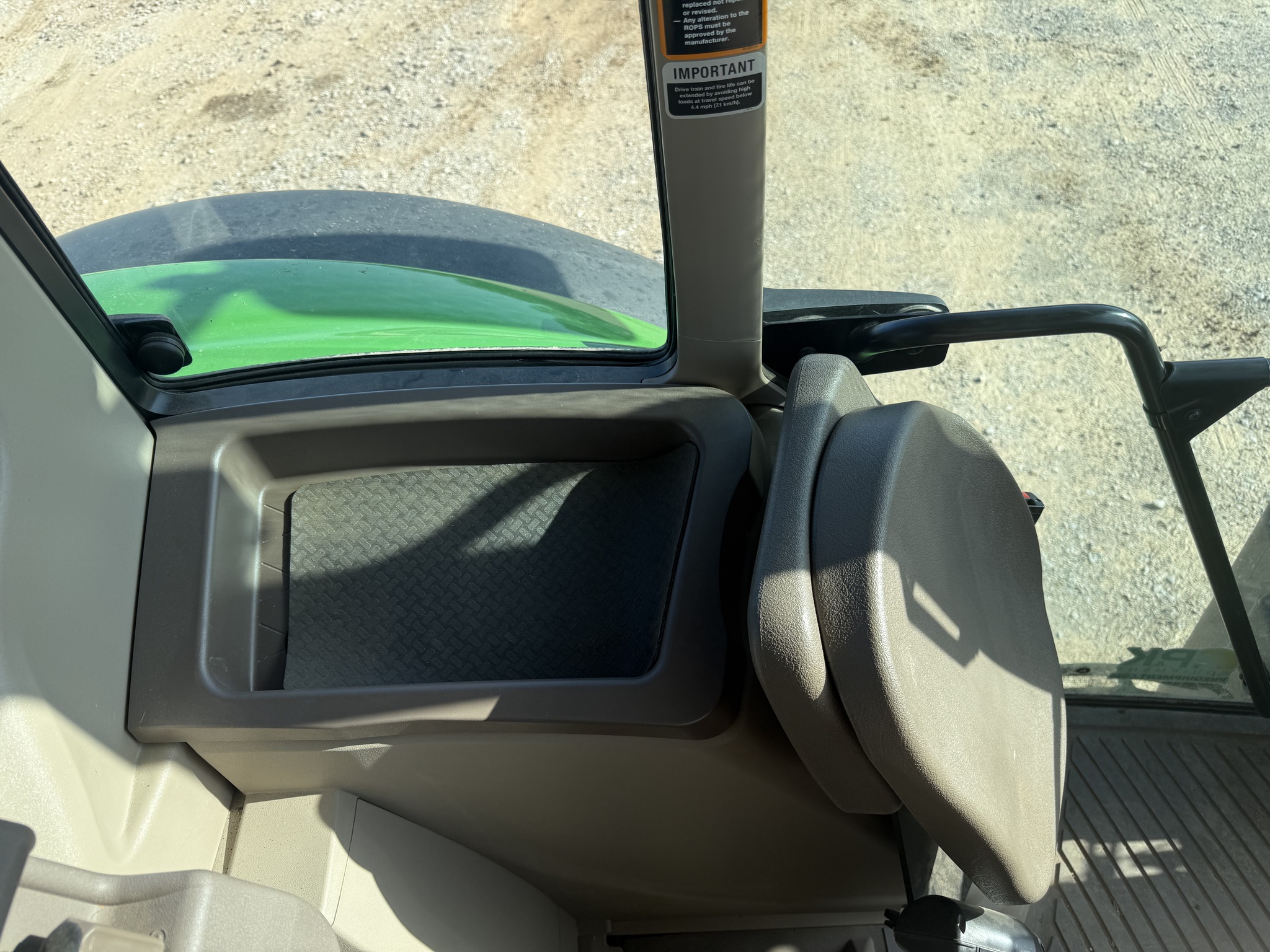 2024 John Deere 6120M Image 22