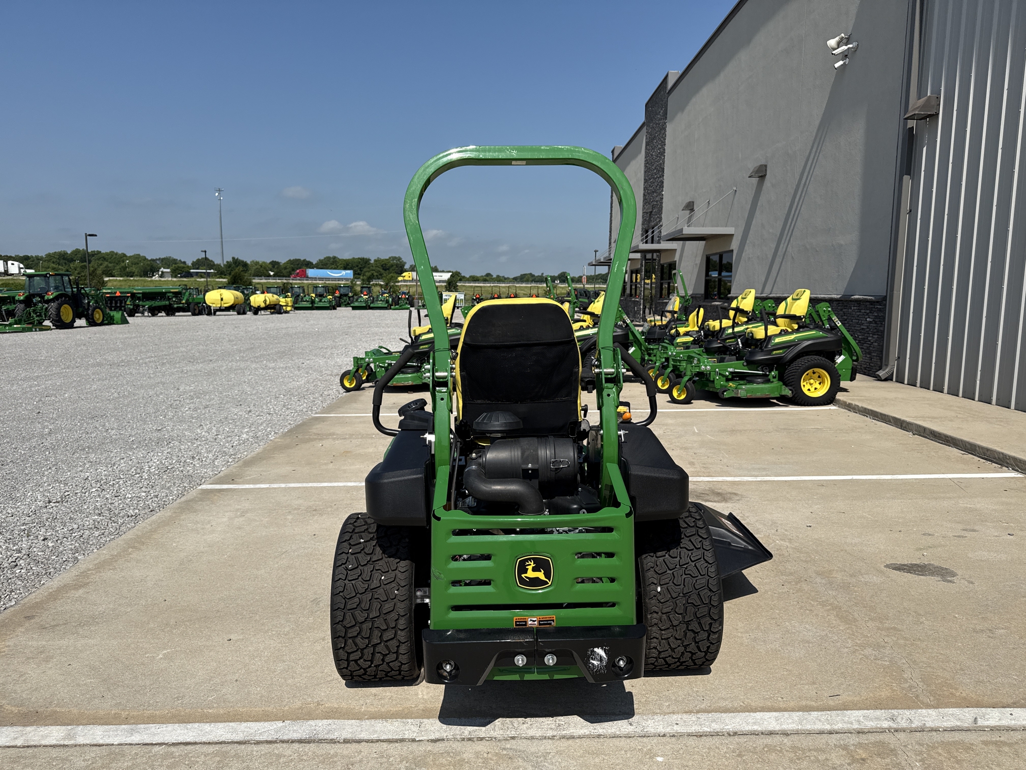 2024 John Deere Z930M Image 16