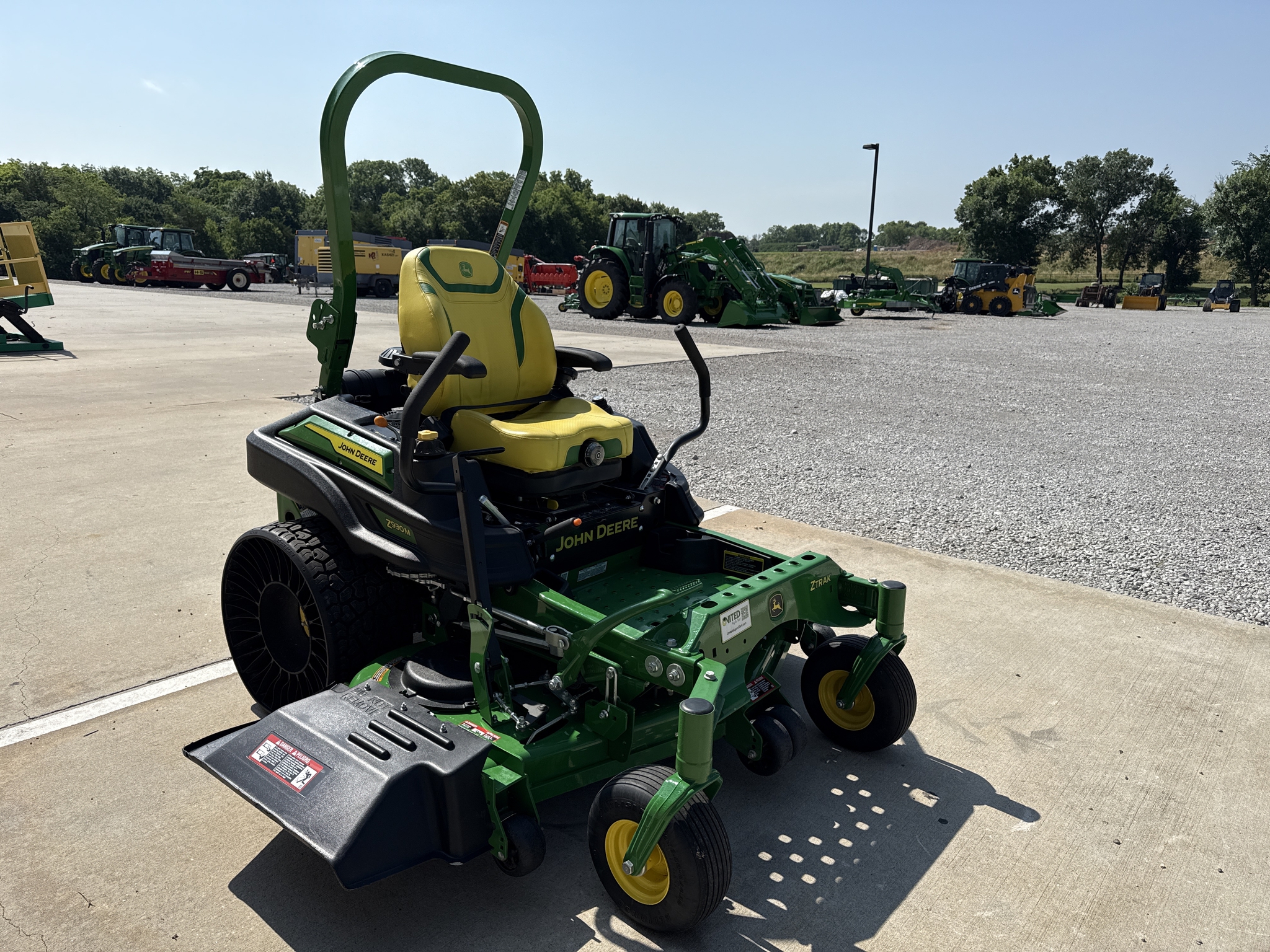 2024 John Deere Z930M Image 14